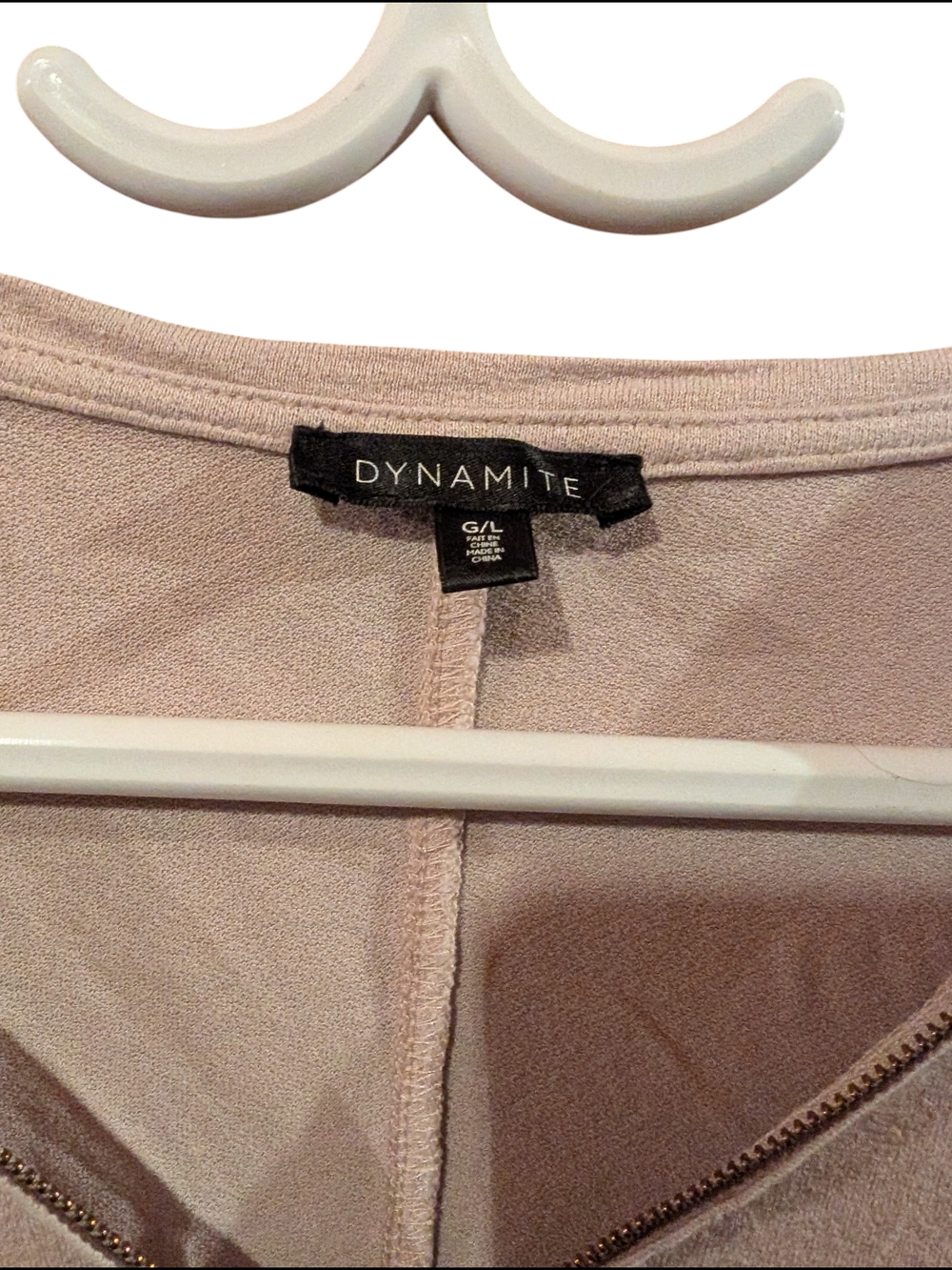 2/22 Dynamite Light Blush Pink Long-Sleeve Zip Neck Top - Picture 3 of 3